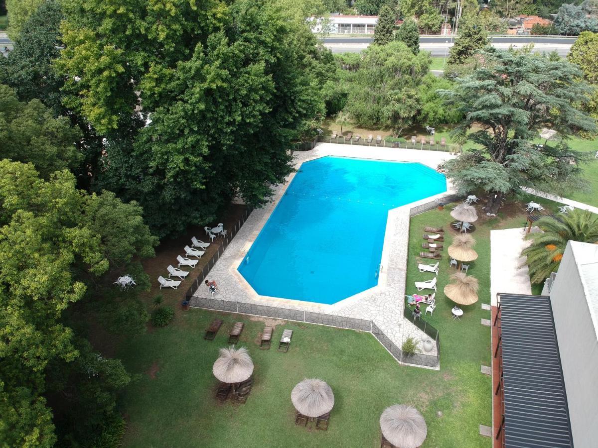 Belén de Escobar Howard Johnson Resort & Spa Escobar מראה חיצוני תמונה