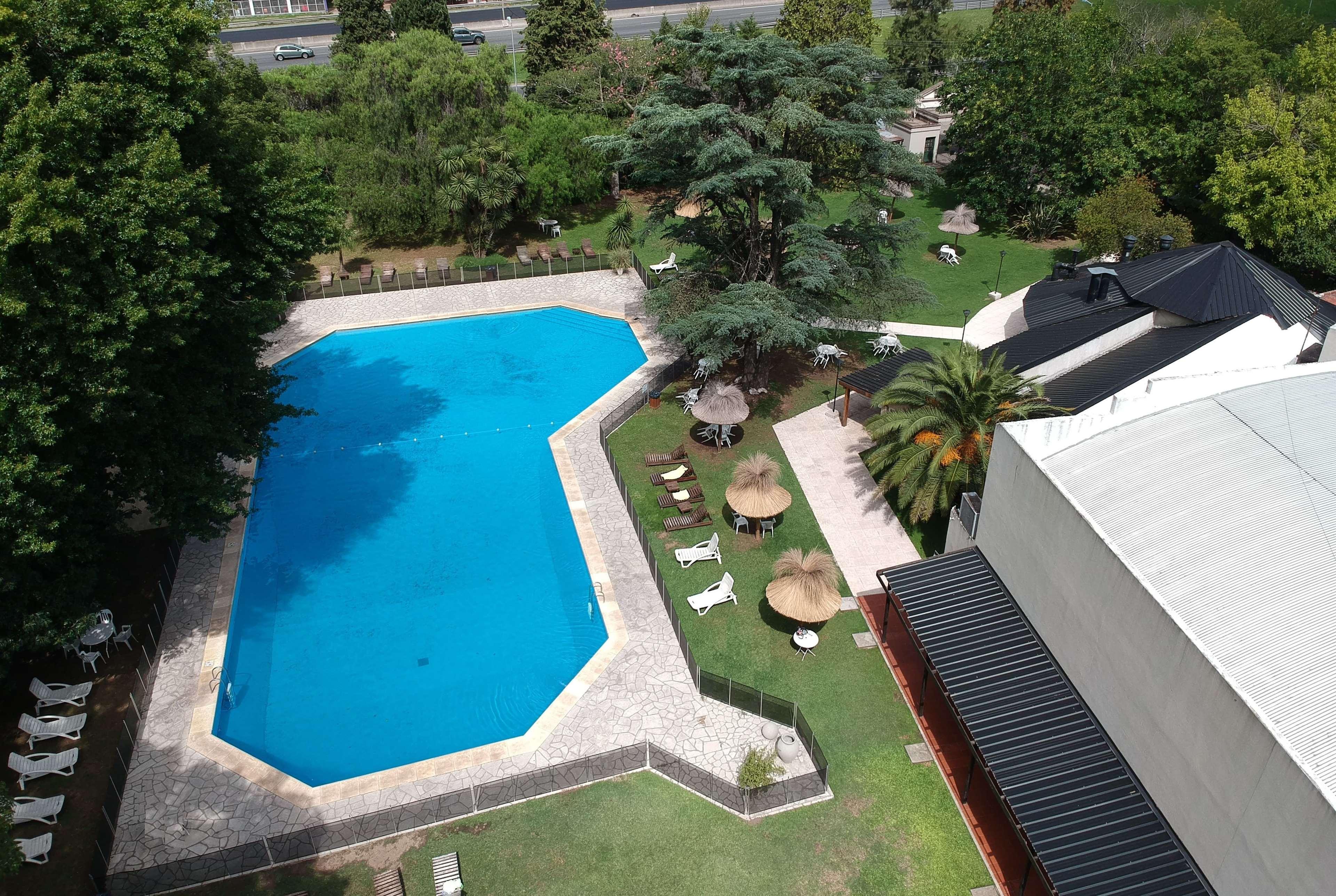 Belén de Escobar Howard Johnson Resort & Spa Escobar מראה חיצוני תמונה